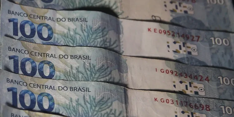 Dívidas de famílias atingem maior nível desde novembro de 2022: 78,8%