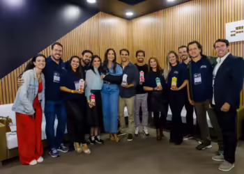 Com Ivete Sangalo e Daniel Cady como sócios, empresa de caldos naturais espera faturar R$ 40 milhões