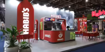 Habib’s dobra aposta em shoppings com franquia de quiosque e cresce com loja 2×1 