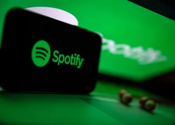 No segundo trimestre, Spotify teve um lucro de 274 milhões de euros, com um crescimento de 19,8% em receita anual