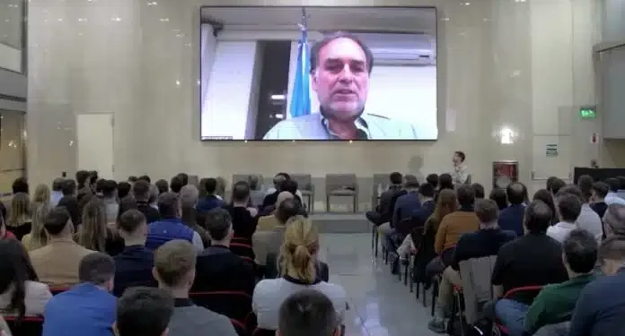 CVM da Argentina promete regular mercado de criptomoedas sem sufocar a inovação