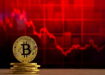 Bitcoin (BTC) cai abaixo dos US$ 58.000 com pressão de venda do mercado