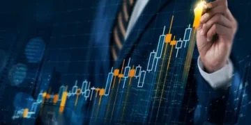 10 fundos multimercados se destacam entre os que enfrentaram dificuldades nos últimos 12 meses; veja a lista