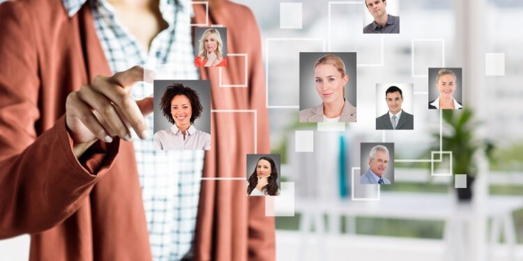 44% das empresas no Brasil pretendem contratar no 3º trimestre de 2024, aponta pesquisa do ManpowerGroup