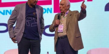 Expo Favela Innovation São Paulo teve o pré – lançamento da F Seguros, palestras e conferências abordando vários temas, além de exposições e ativações