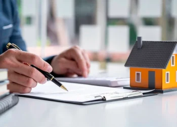 Como a taxa de juros impacta o mercado imobiliário