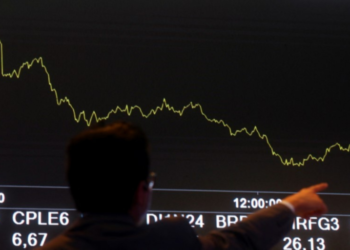 Ibovespa atinge dez pregões de alta consecutivos, mantendo trajetória positiva em Julho