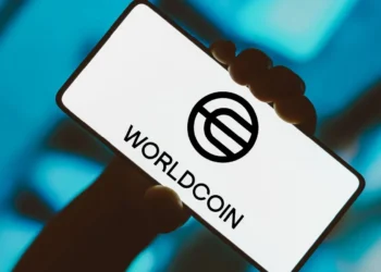 Depois de estender o período de bloqueio de tokens para equipe, investidores viram o valor da Worldcoin aumentar 33%