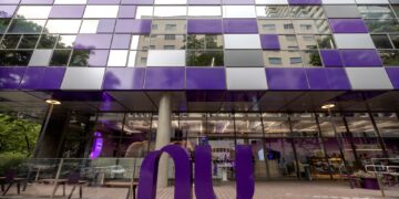 Oferta de fundos para investidores institucionais é a estreia da gestora do Nubank (ROXO34)