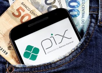 No primeiro semestre de 2024, o Pix transacionou mais de R$ 11 trilhões