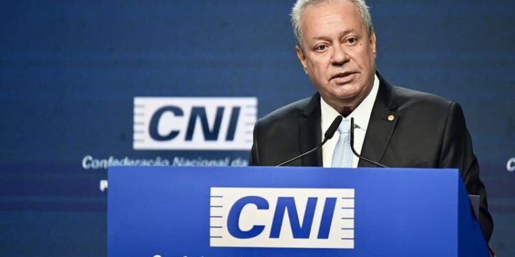Presidente do CNI afirma que o período de transição da Reforma Tributária será “difícil” para as indústrias