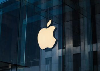 Com a recuperação da demanda pelo iPhone, Apple (AAPL34) espera crescimento estável da receita trimestral
