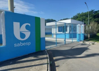 Safra prevê um potencial de alta de 45% para Sabesp (SBSP3) e espera dividendos altos
