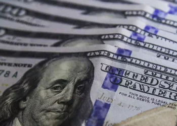 Mesmo com a ata do Fed indicando um corte de juros, dólar fecha no zero a zero, a R$ 5,48