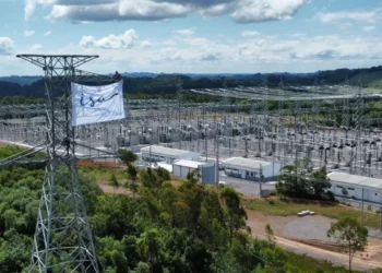 ISA CTEEP lucra R$ 426 milhões e cresce 63% no último trimestre
