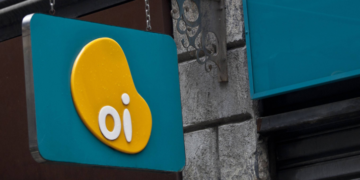 Oi (OIBR3) iniciará uma nova fase de vendas de base de clientes de fibra óptica