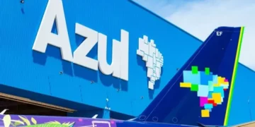 Embora a ação da Azul (AZUL4) tenha perdido 50% na B3 em 2024, os analistas do banco ainda acreditam que a ação da Azul pode subir na B3