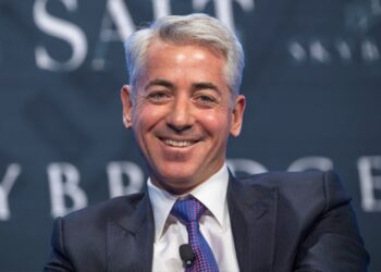 Veja mudanças no portfólio: Bill Ackman vende 20% das ações da dona do Google