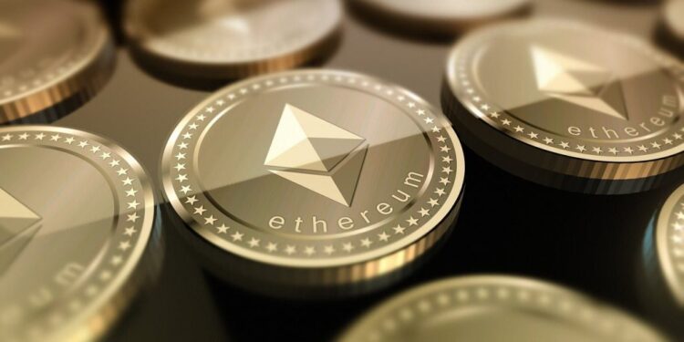 Sequência de saída de 14 dias do ETHE da Grayscale termina, ETFs Spot Ethereum recebem US$ 4,9 milhões em entradas