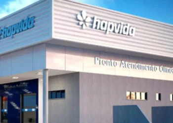 Hapvida (HAPV3): O lucro aumentou 121,2% no 2T24, chegando a R$ 490,2 milhões, superando as expectativas