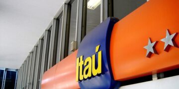 No segundo trimestre de 2024, Itaú (ITUB4) lucrou R$ 10 bilhões, superando as expectativas