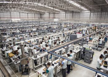 No primeiro semestre, produção industrial do Ceará aumentou 7,3%, superando a média nacional
