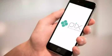 Banco Central anuncia alterações no funcionamento do Pix em celulares