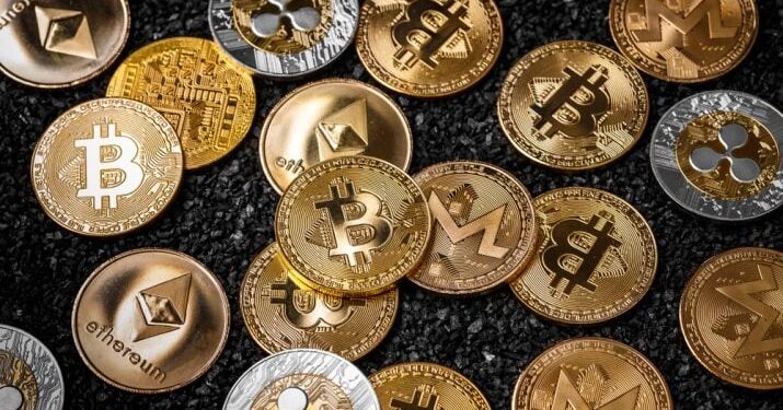 Devido à contaminação dos mercados asiáticos, Bitcoin cai 15% e o Ethereum derrete 22%