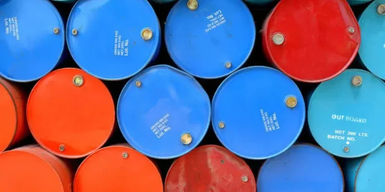 Com o aumento das tensões no Oriente Médio, preço do petróleo aumenta 3% e supera US$ 80 por barril