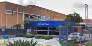 O balanço financeiro de Suzano (SUZB3) mostra um prejuízo de R$ 3,8 bilhões no 2T24