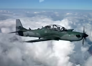 A lista de encomendas da Embraer (EMBR3) aumenta e a venda de até seis Super Tucanos para o Uruguai é anunciada; confira os detalhes do negócio