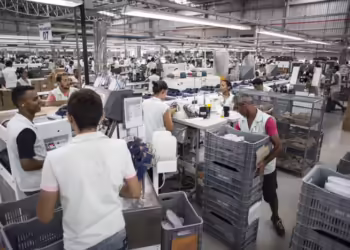 Em julho, a indústria do Ceará experimentou um crescimento de 1,9%, acumulando um avanço de 7,6% neste ano