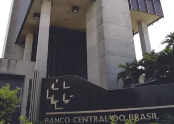 As instituições financeiras consideram que o risco fiscal é o mais importante para a estabilidade, afirma BC