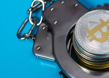 Um homem de Nova York foi multado em 36 milhões de dólares pelo Tribunal Federal por fraude com criptomoedas