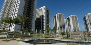 Desde fevereiro de 2023, o MXRF11 fecha com a menor cotação; o IFIX cai à mínima do ano