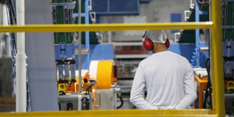 O PIB do Ceará registra um crescimento de 7,2%, superando o dobro da média brasileira no segundo trimestre