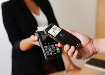 OneKey Payments explica como funcionalidades de segurança em transações via Pix ajudarão as empresas e o consumidor final