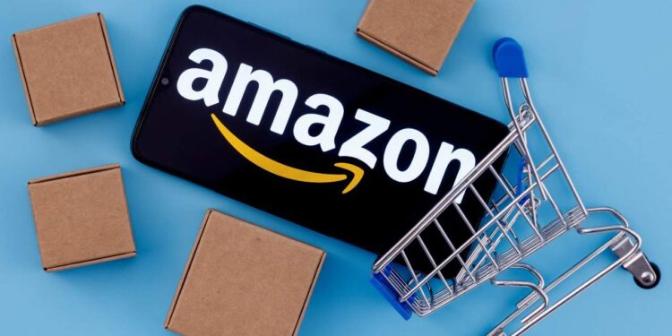 O parcelamento de compras do Pix e boleto foi lançado pela Amazon
