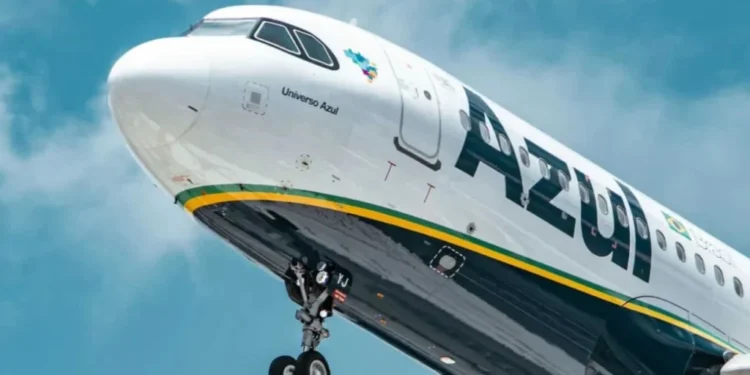 Azul (AZUL4) pode estar a um passo de fechar acordo com arrendatários; ações sobem mais de 10%