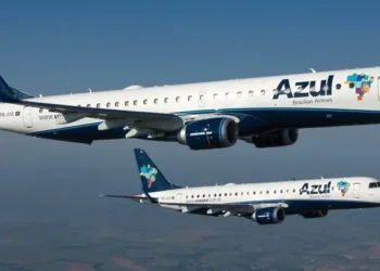 Azul (AZUL4) projeta uma receita de cerca de 20 bilhões de dólares em 2024, um aumento de 7%