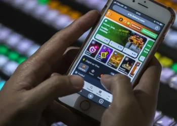 Segundo o Santander, bets podem aumentar os riscos de crédito para o Nubank