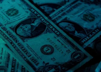 Eleições nos Estados Unidos podem fortalecer o dólar com impactos globais potenciais