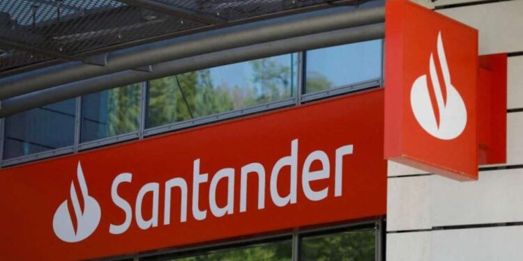 Santander (SAN11) desembolsa R$ 19,4 milhões ao Banco Central como compensação por erros de controle
