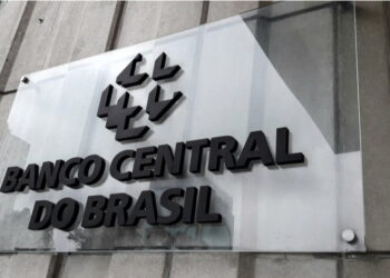 Não há consenso entre os gerentes mais conhecidos sobre se BC deveria aumentar seus juros neste ano para mais de 12%