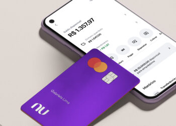 Nubank (NU) está se preparando para lançar uma operadora de telefonia móvel em breve, de acordo com um jornal