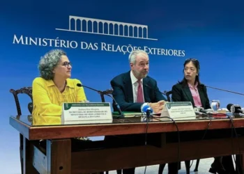 Na abertura do COP16, André do Lago apela para que a economia esteja alinhada à natureza do país, de acordo com informações
