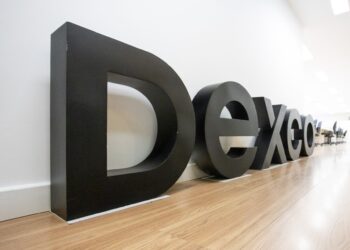 Dexco (DXCO3) comercializa Duchas Corona — e se prepara para um possível “banho de água fria” no balanço subsequente