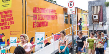 Praça do Ferreira recebe Unidade Móvel do Desenvolvimento Econômico