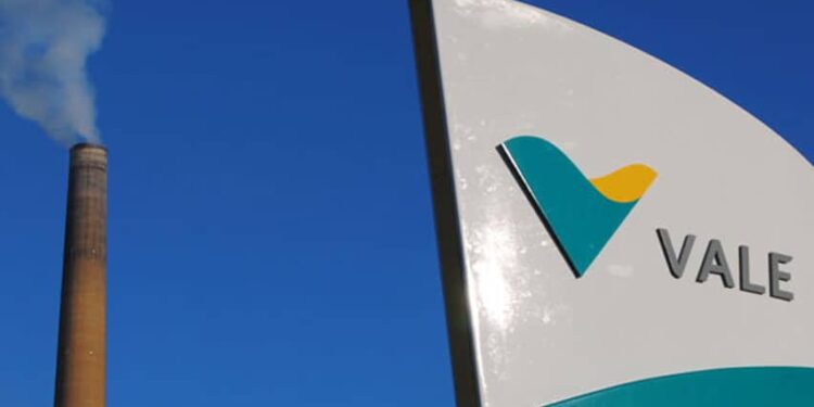 A Vale (VALE3) registrou um lucro líquido de 2,4 bilhões de dólares no terceiro trimestre, um decréscimo de 15%