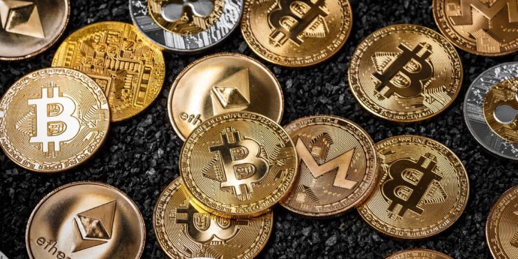 5 criptomoedas com potencial de valorização em outubro, de acordo com especialistas